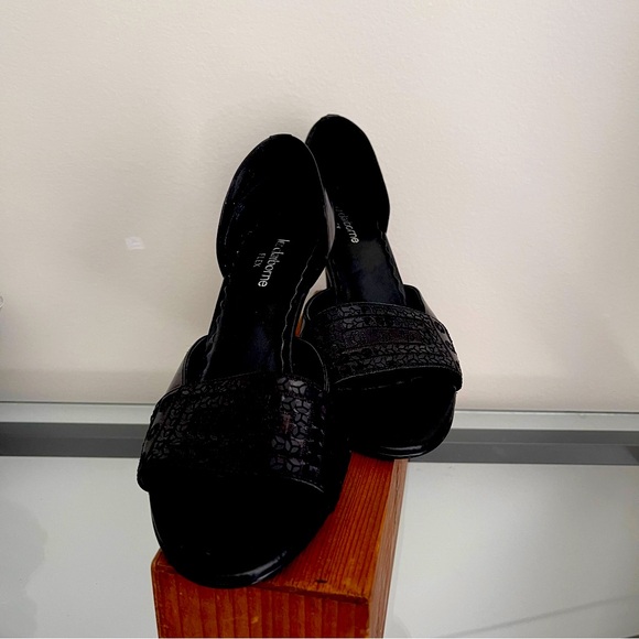 Liz Claiborne Flex sequence pump - Picture 2 of 5